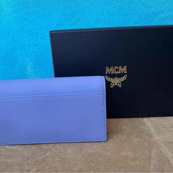 MCM Crossbody Wallet Light Bkue - Picture 10 of 10